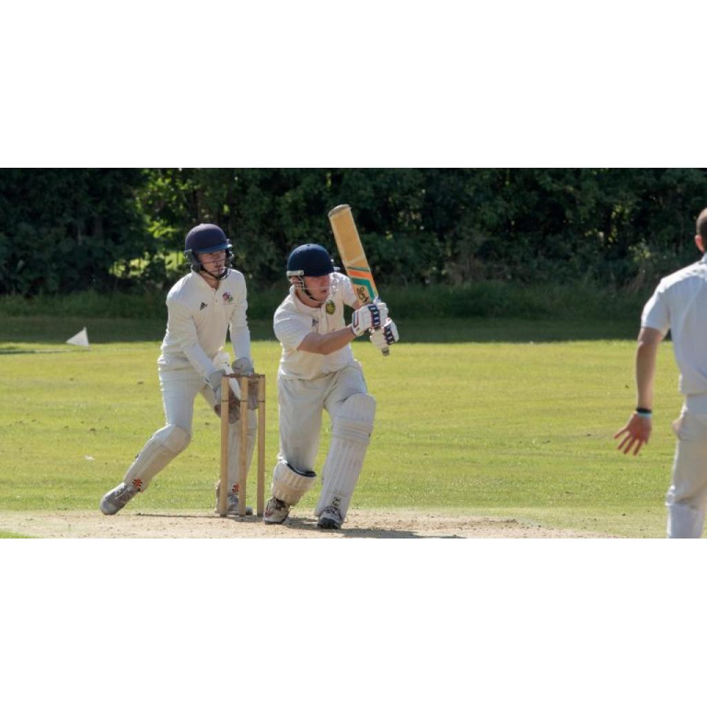 Cooper Leads 1sts Towards Promotion - Hale Barns Cricket Club