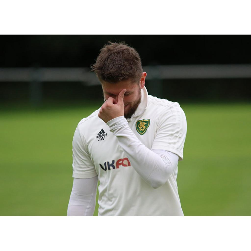Seconds Seal Win After Wylie Fifer - Hale Barns Cricket Club