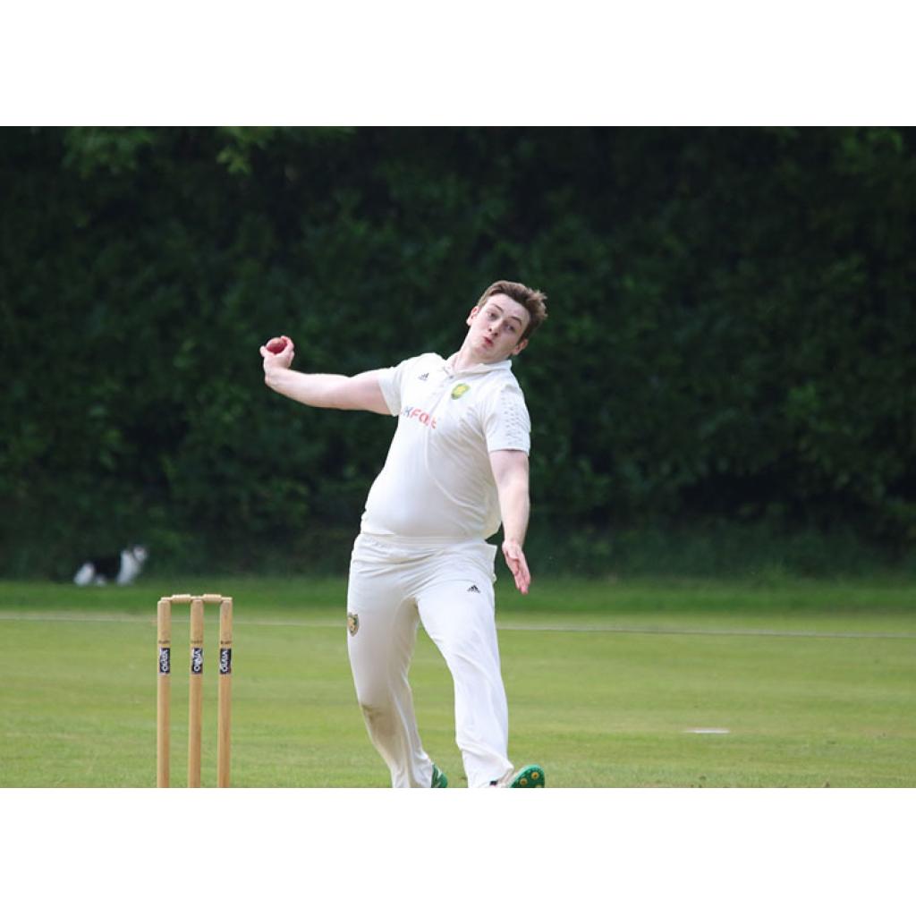 Guest In The Wickets As The Seconds Hit The Front - Hale Barns Cricket Club