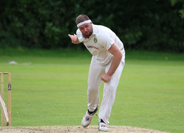 Hicks & Smith Torment Mobberley To Make It Three In A Row For The Firsts