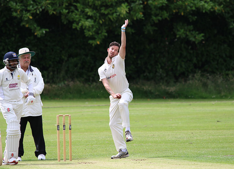 Ross Takes Five Wickets In First Team Defeat